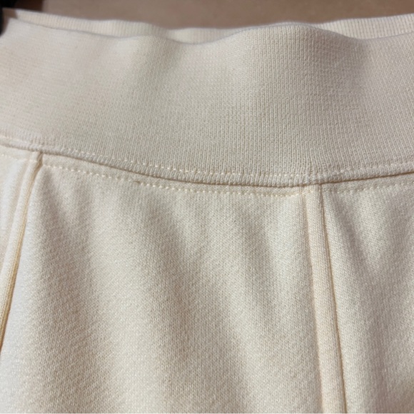 Alo Yoga | High Waist Free Time Straight Leg Sweatpants French Vanilla Size M - Picture 5 of 12